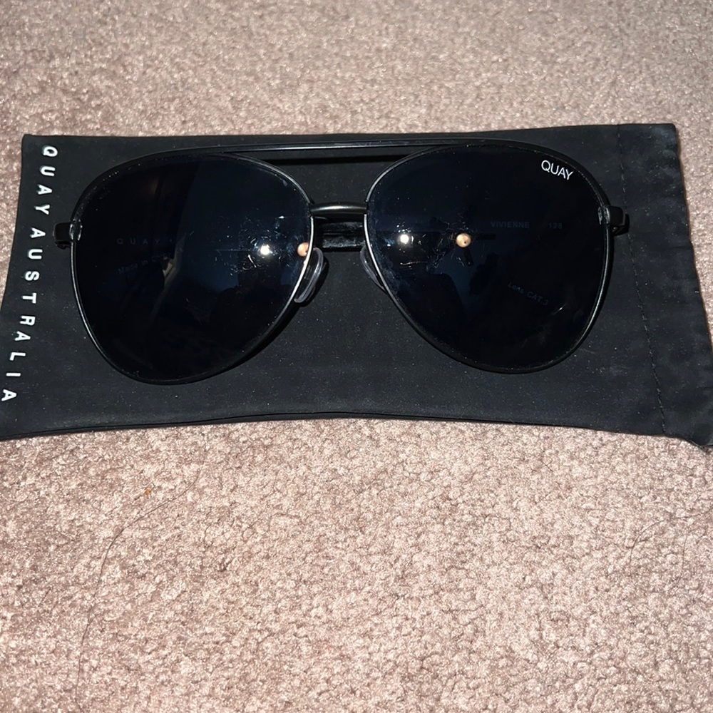 Quay Vivienne Aviators